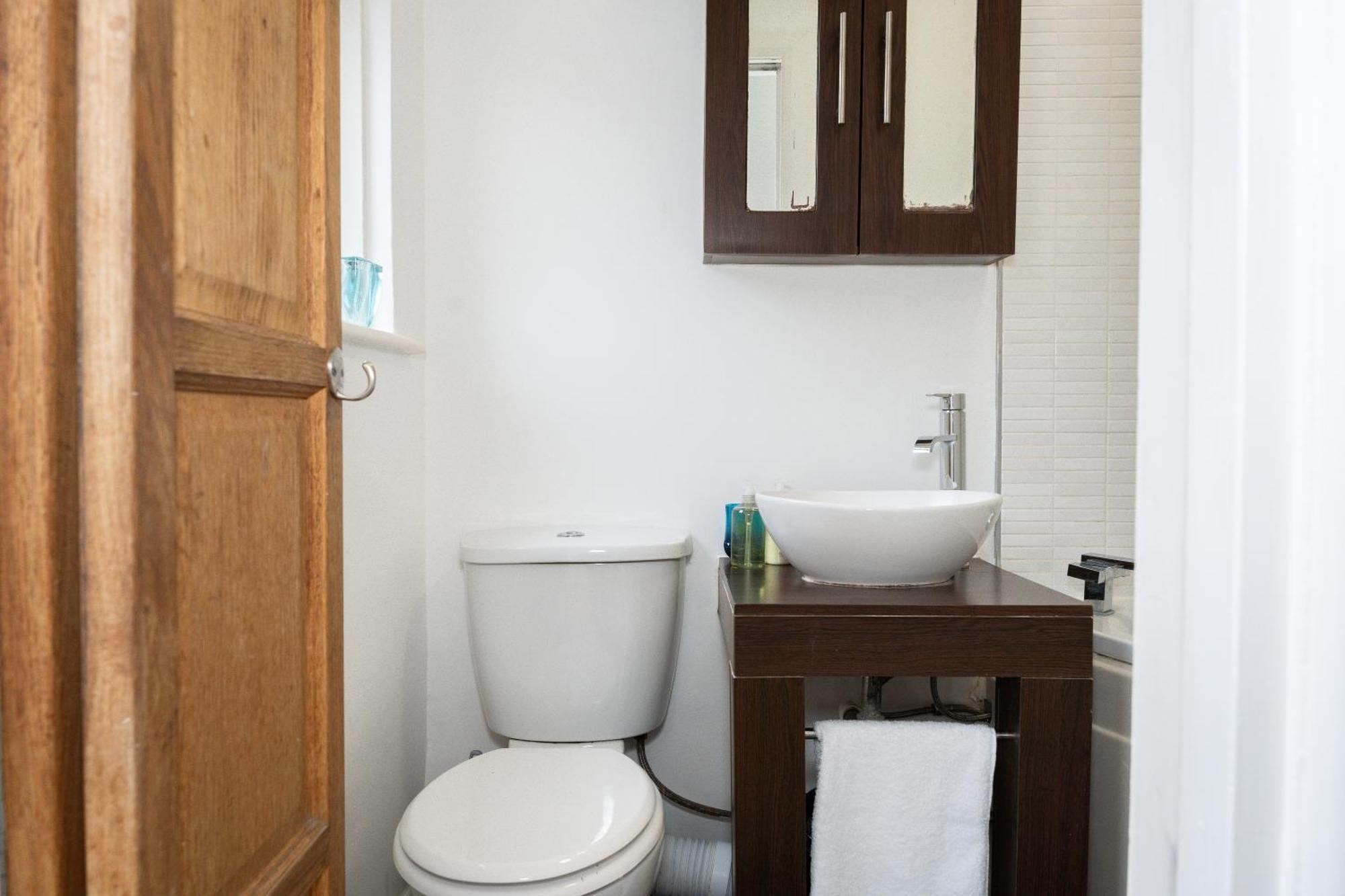브리스틀 Imagination By Olauda Sa - 3 Bed House With Free Parking 빌라 외부 사진
